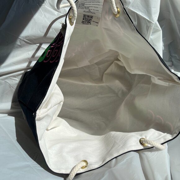 Weekend Bag - Picture 8 of 8